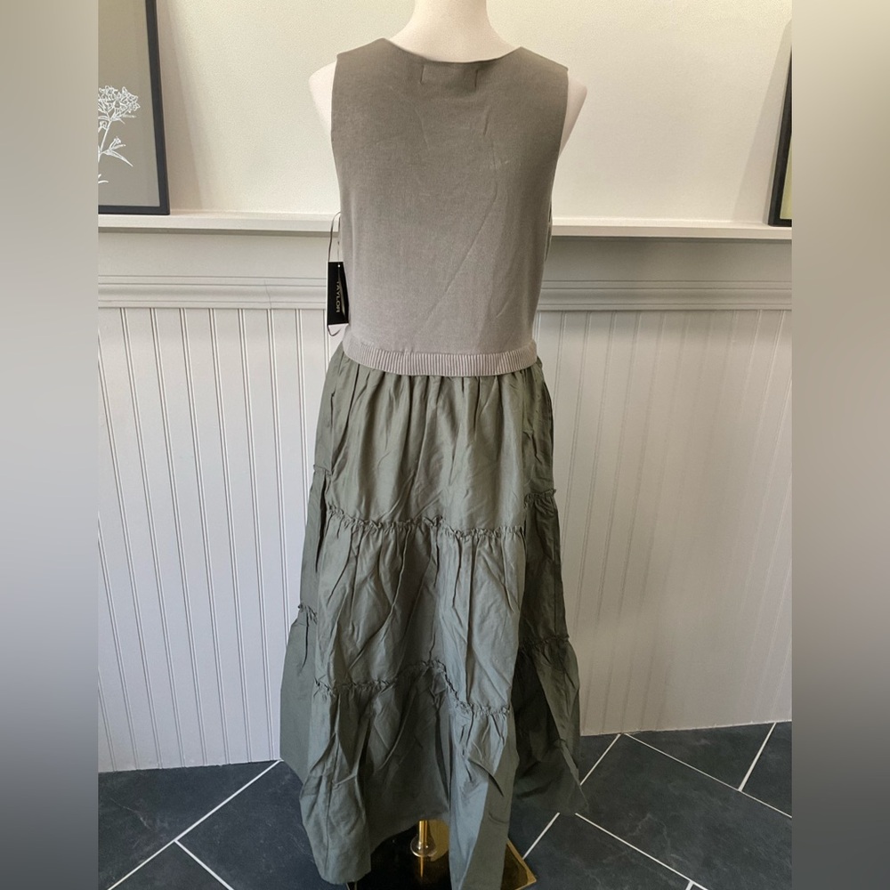 Taylor Mixed Media Maxi Dress L NWT Olive Tiered Cotton Skirt Sweater Tank Top - Picture 3 of 3